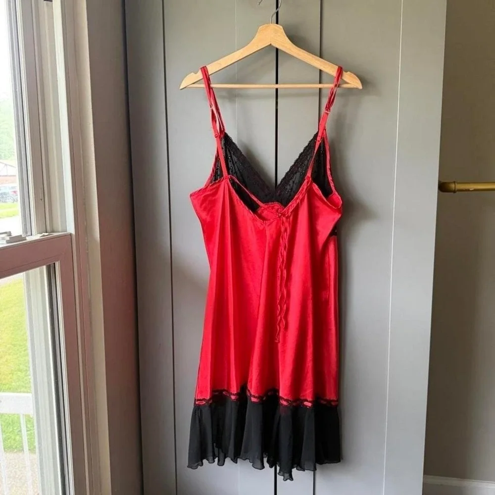 Cacique Women's Babydoll Lingerie Red Black Lace Size 14/16